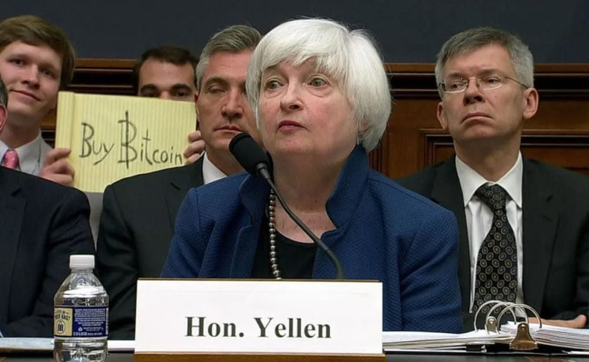 Знаменитый плакат «Buy Bitcoin» продан на аукционе за 1 миллион долларов